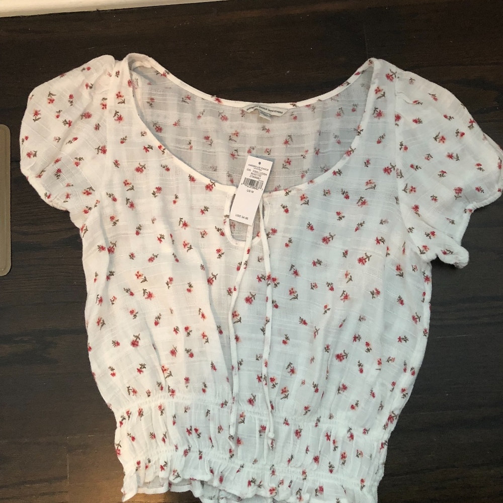 American Eagle Outfitters peasant short sleeve